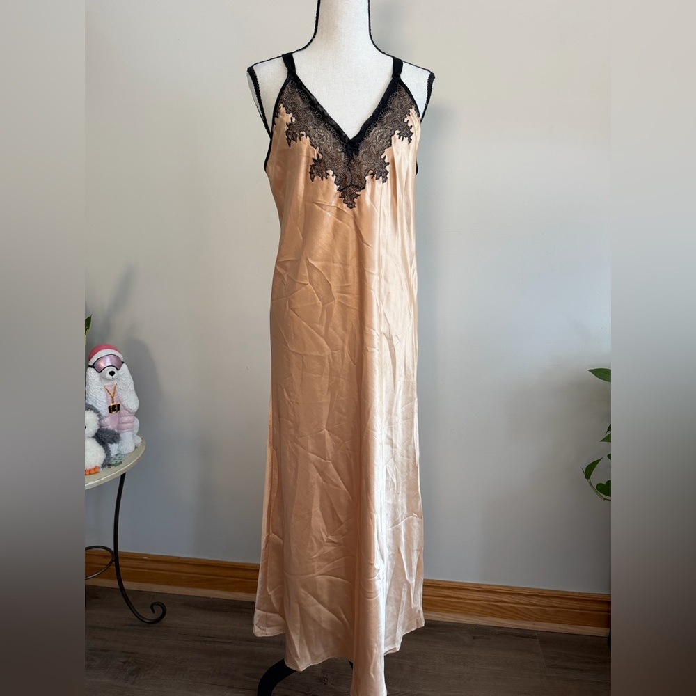 Oscar de la Renta Gold Dress